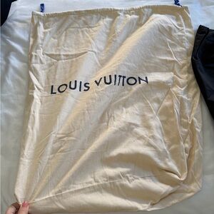 ☀️🌴XL Louis Vuitton Cream Dust Bag